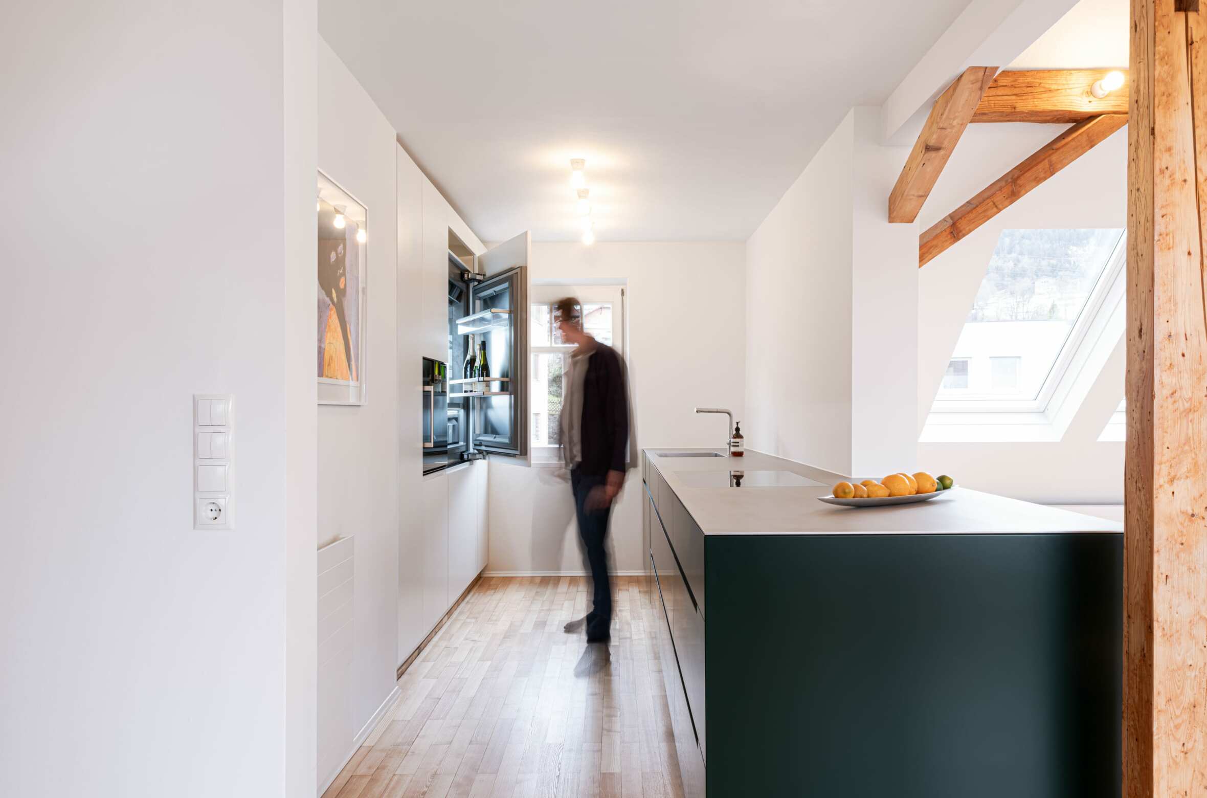 4 - tischlerei-rüscher_küche-lürzer_3500srgb-DSCG4645_(c)Elisa Moosbrugger